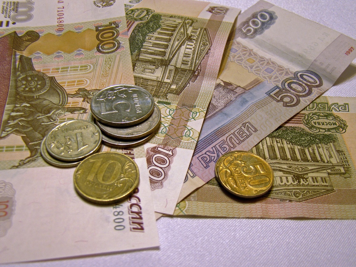 Пенсии неработающих пенсионеров вырастут до 18 984 рублей